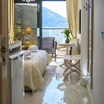 Sun & Sea 4*